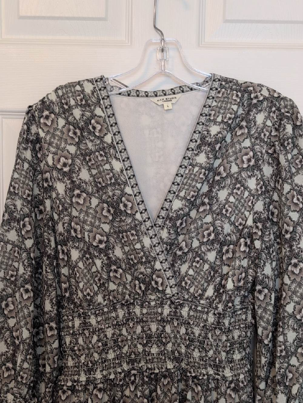 Max Studio Black & White V-Neck Smocked Waist Maxi Dress - Picture 3 of 7